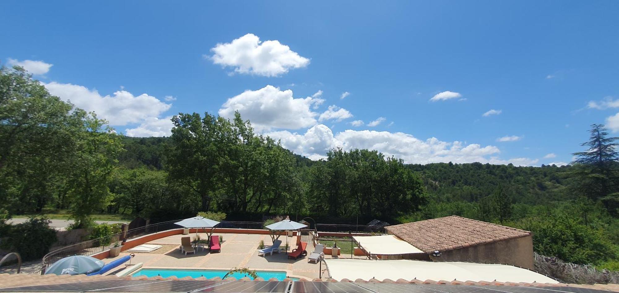 Maison Familiale Avec Piscine Et Boulodrome Dans Le Luberon Villa Caseneuve Exterior photo